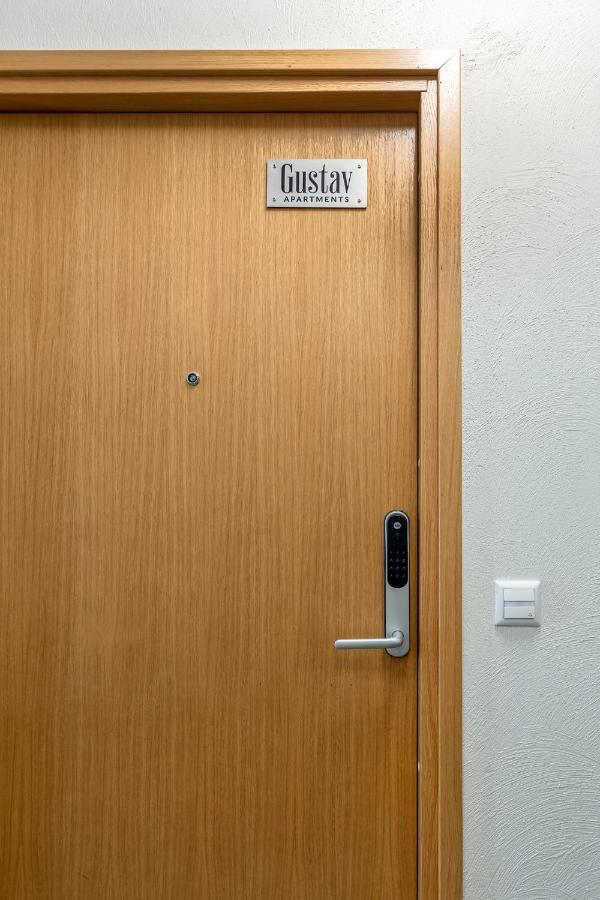 Gustav Apartments - City Center Comfort ตาร์ตู ภายนอก รูปภาพ