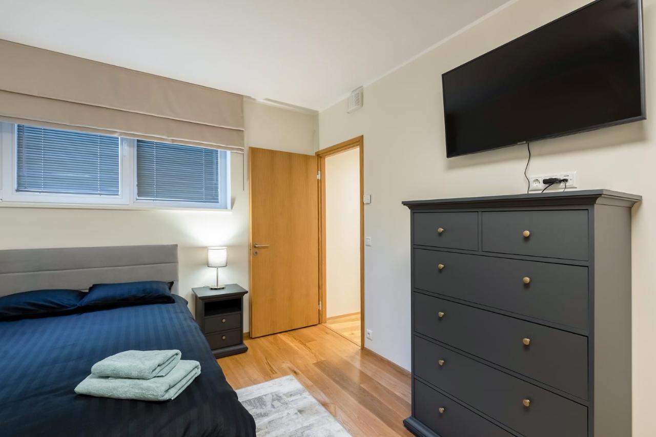 Gustav Apartments - City Center Comfort ตาร์ตู ภายนอก รูปภาพ